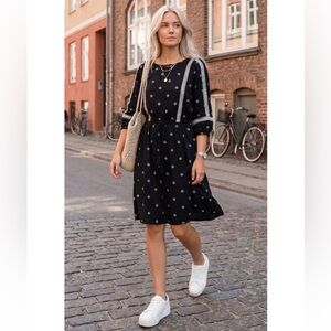 LOFT Embroidered Tassel Boho Dress Size XS- Minimalist Scandi Boho Chic